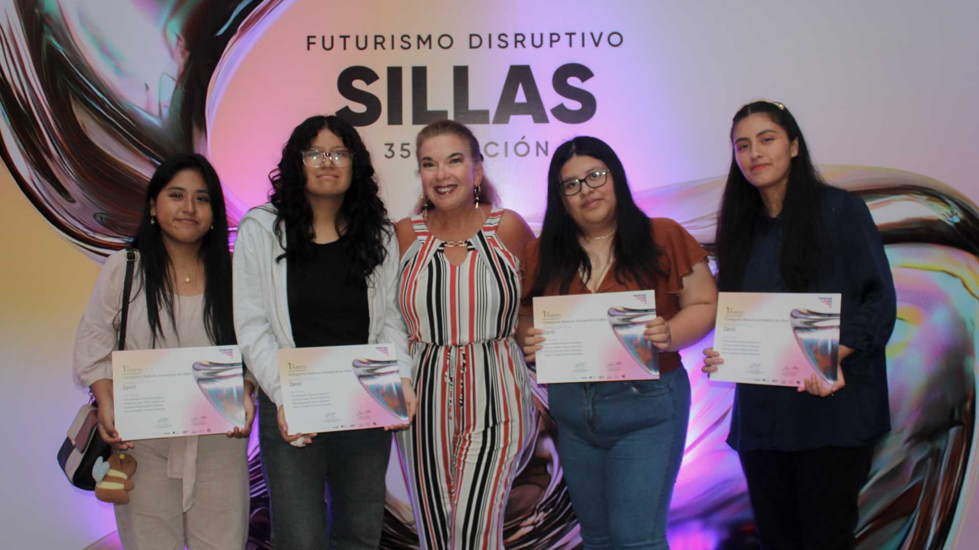 Toulouse Lautrec elige silla favorita con votación digital