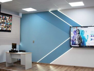 Universidad lanza aulas híbridas con plataformas digitales