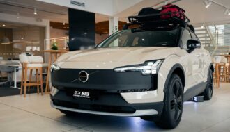 Volvo EX30 Cross Country eléctrico llega a Perú 2026