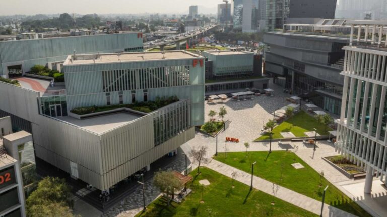 Digital Learning Commons Biblioteca digital Learning Commons en la Universidad de Lima