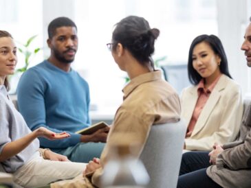 Cómo la conversación política cambia en el trabajo