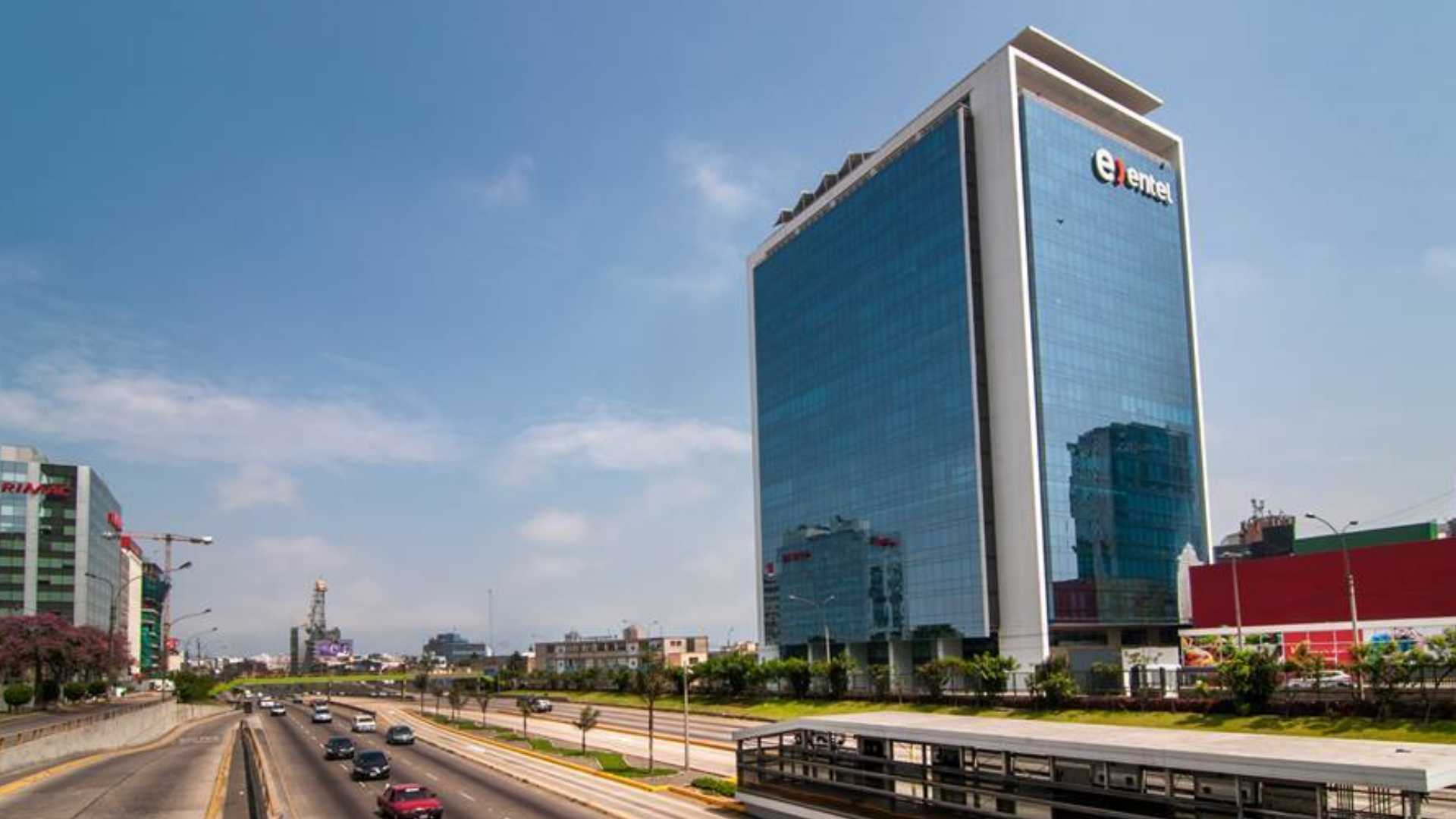 Entel valida con IA la eficiencia energética de su red