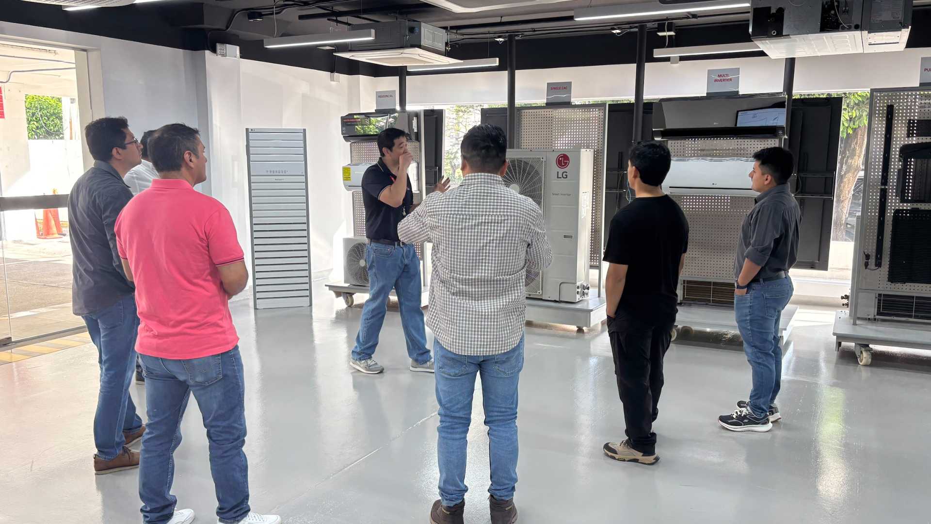 LG impulsa climatización inteligente con capacitación regional