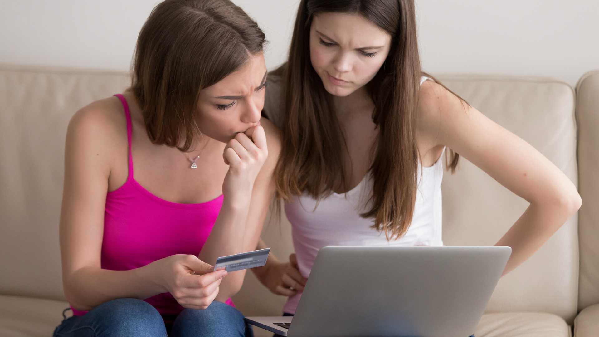 Usuarios post‑Cyber Wow: cómo decidir mejor con datos y reseñas online