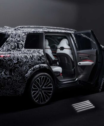 Audi Q9: interior inteligente con puertas automáticas y sonido 4D