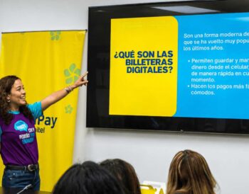 Bitel capacita a madres emprendedoras en educación digital