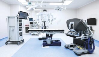 Cirugía robótica Da Vinci Xi mejora precisión y recuperación