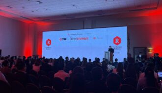 Diplomado virtual gratuito para 36 mil directivos escolares en Perú