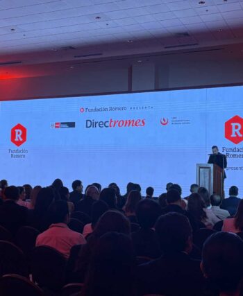 Diplomado virtual gratuito para 36 mil directivos escolares en Perú