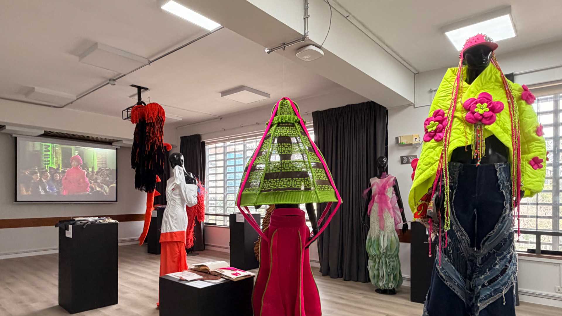 Expo Egresados Arte y Diseño PUCP presenta su edición 87 en el CCPUCP