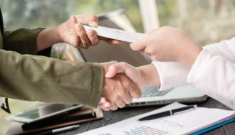 Microcréditos digitales: 5 claves para evitar el sobreendeudamiento