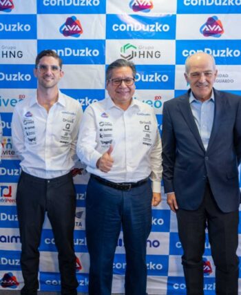 Plataforma ConDuzko impulsa compra-venta de autos con IA en Perú