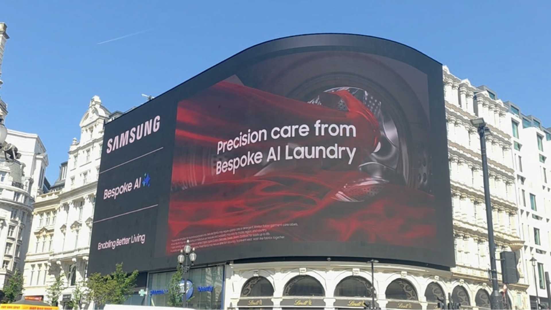 Samsung activa campaña junto a El Diablo Viste a la Moda 2