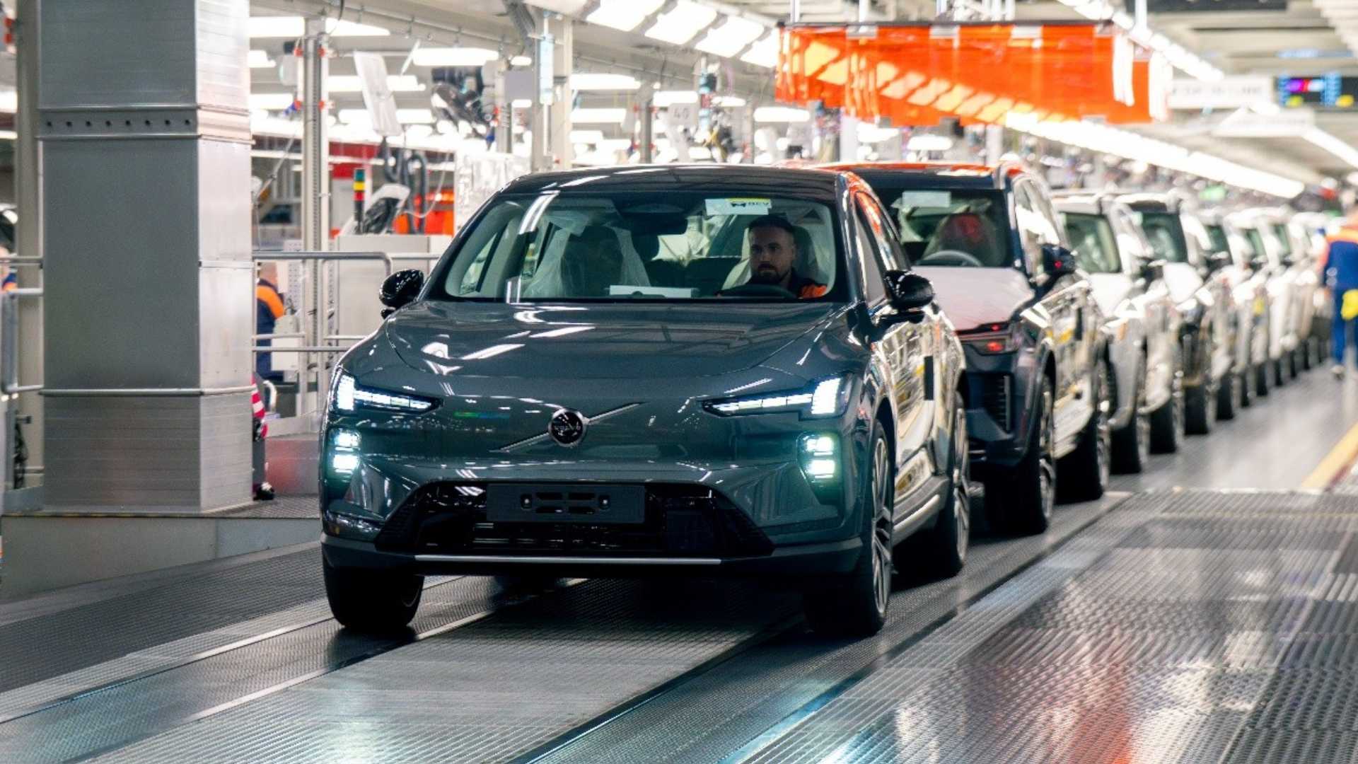 Volvo EX60: producción del SUV eléctrico con mega casting