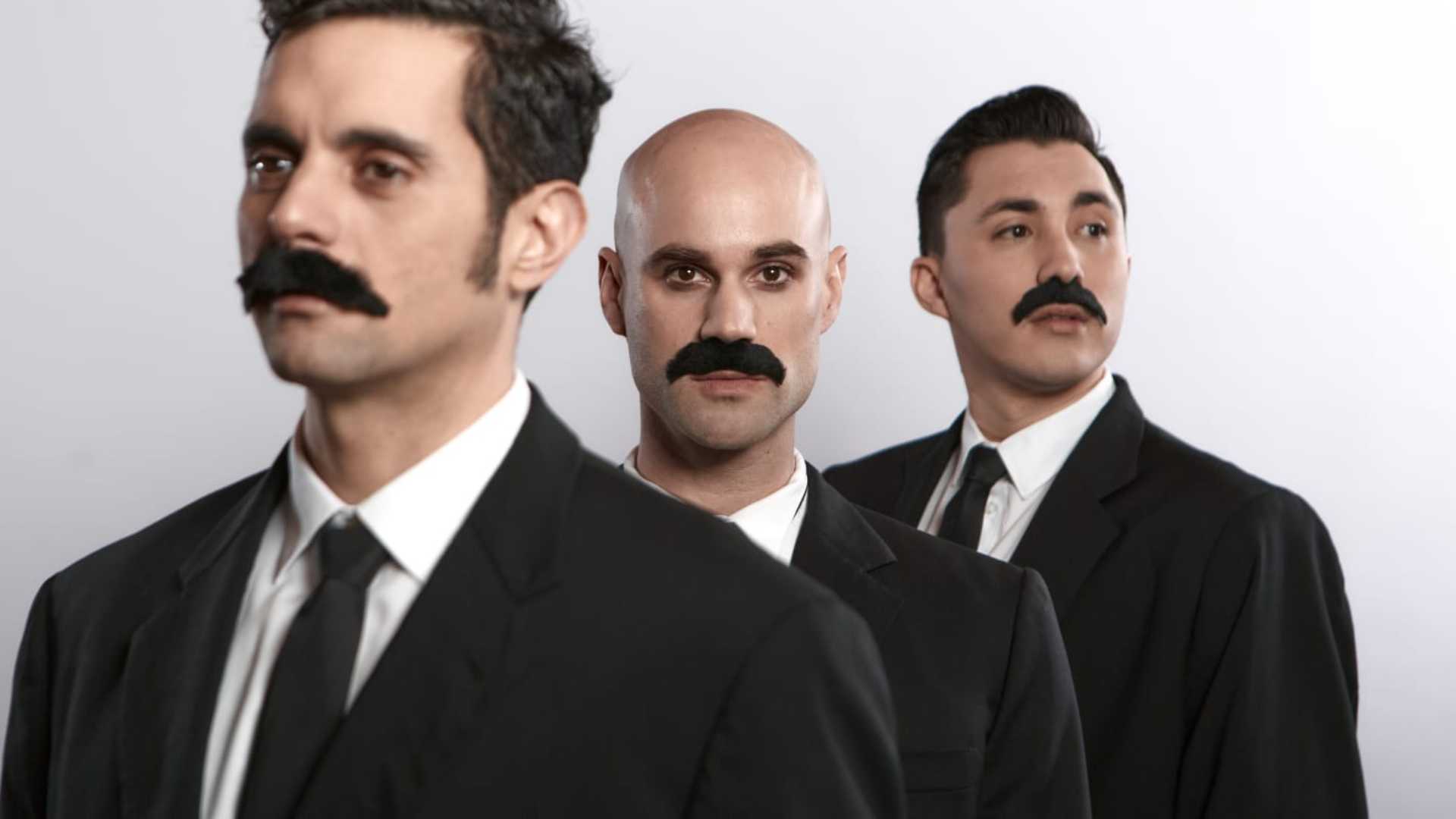 Cariño Malo: radioteatro en vivo y melodrama queer en La Plaza Trasnoche
