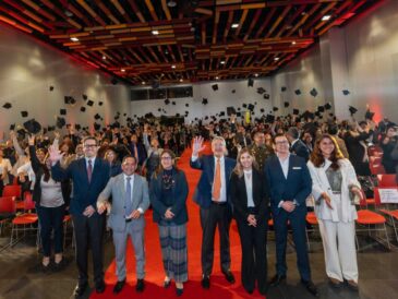 BECAS DOCENTES de Fundación Romero ya capacita a más de 65 mil docentes