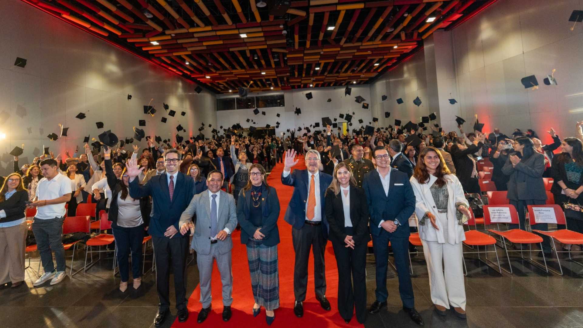 BECAS DOCENTES de Fundación Romero ya capacita a más de 65 mil docentes