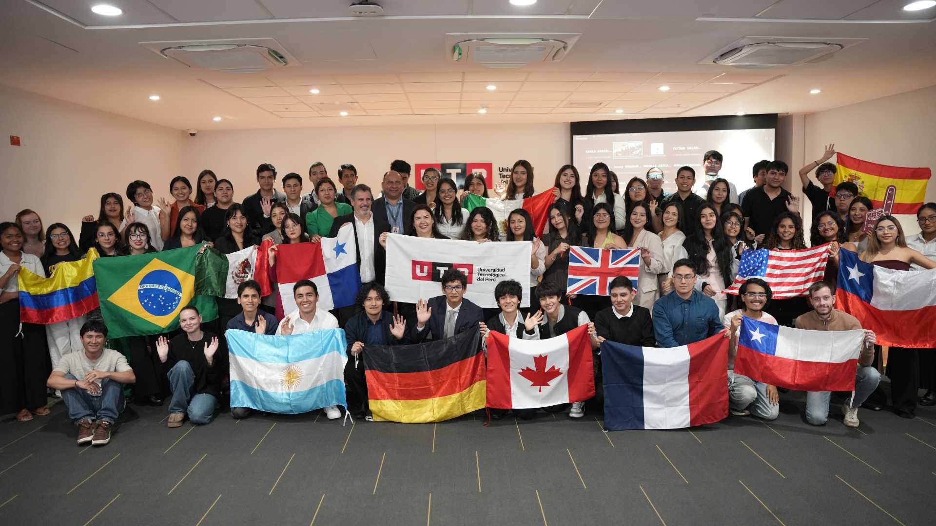 Estudiantes de la UTP fortalecen su formación en reconocidas universidades del mundo