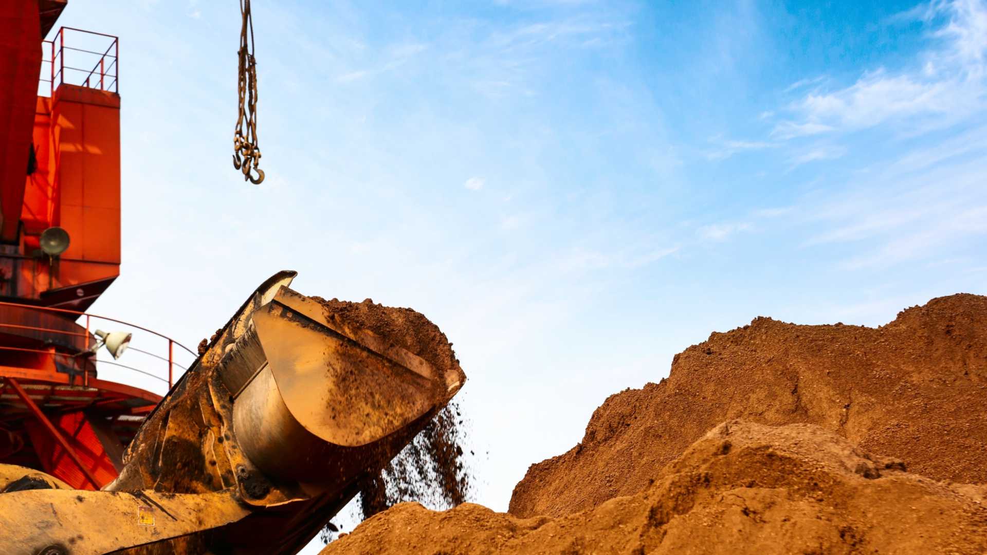 Cobre y electrificación: el reto de la brecha de 10 millones de toneladas al 2030