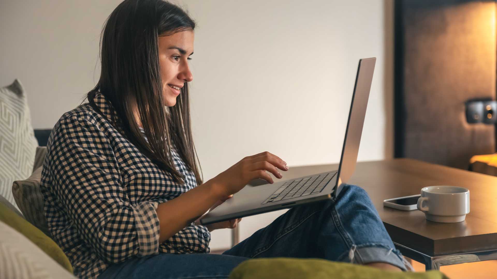 Del ‘descubrir’ al ‘comprar’: cómo la IA transforma el e-commerce y el checkout en Perú