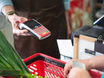 El 42.9% de hogares peruanos anticipará compras por El Niño y buscará marcas más económicas