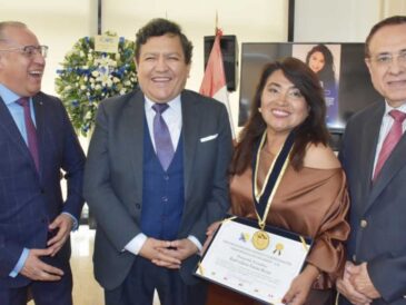 Ruth Enciso Rezza: cuatro décadas de rigor, sensibilidad y compromiso en el periodismo peruano