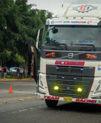 Truckers Day 2026 reunió a miles de camioneros en Lima con piques, exhibiciones y el reto de Mario Hart