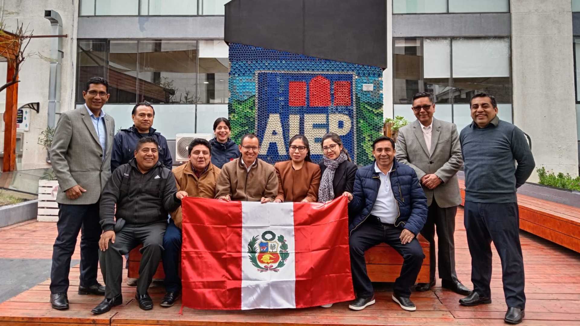 SENATI fortalece su internacionalización con primera misión académica en Chile junto al Instituto Profesional AIEP