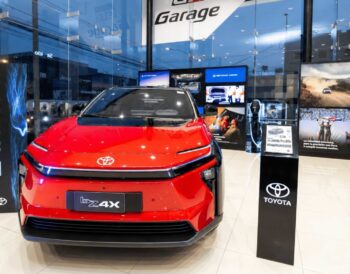 Toyota del Perú avanza en la modernización de su red de concesionarios con la renovada sede de Grupo Pana en Surquillo
