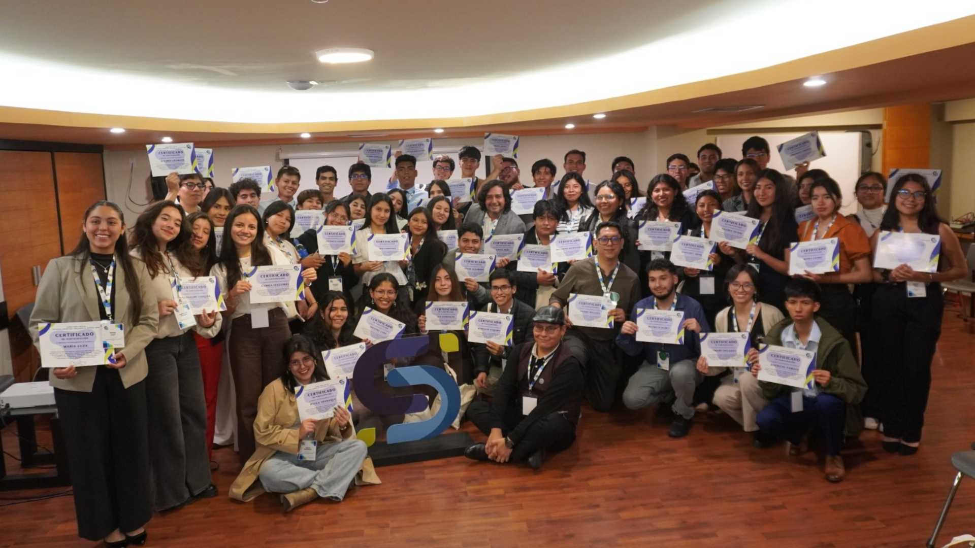 Universitarios de cinco regiones del Perú piden transparencia y participación ciudadana ante nuevos proyectos de inversión